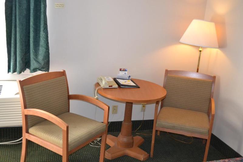 Countryside Inn & Suites Omaha East-Council Bluffs Ia Екстериор снимка