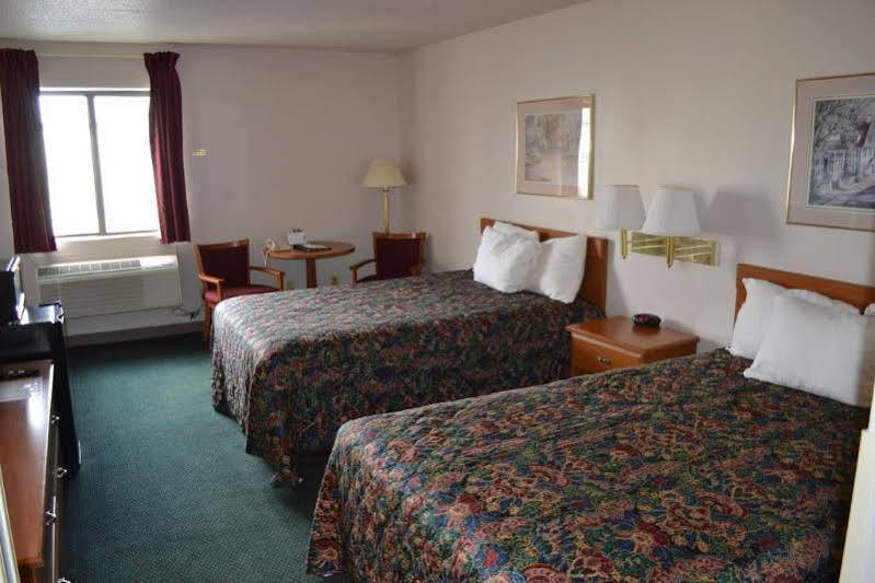 Countryside Inn & Suites Omaha East-Council Bluffs Ia Екстериор снимка