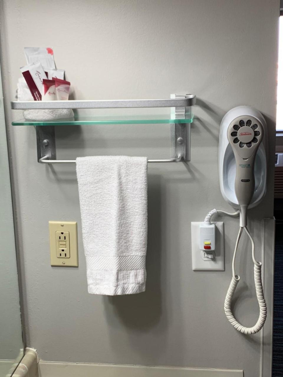 Countryside Inn & Suites Omaha East-Council Bluffs Ia Екстериор снимка