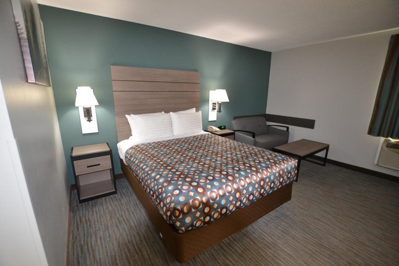 Countryside Inn & Suites Omaha East-Council Bluffs Ia Екстериор снимка