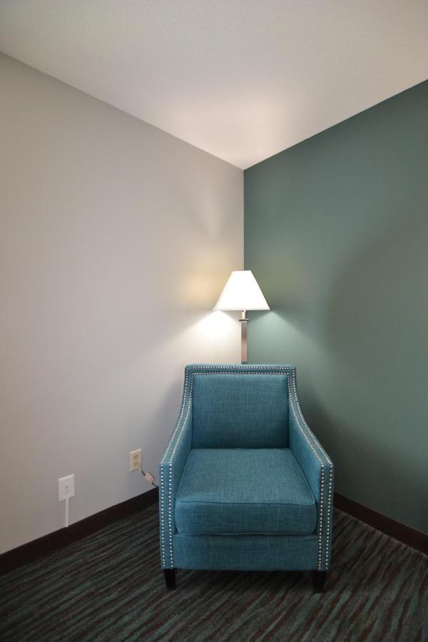 Countryside Inn & Suites Omaha East-Council Bluffs Ia Екстериор снимка