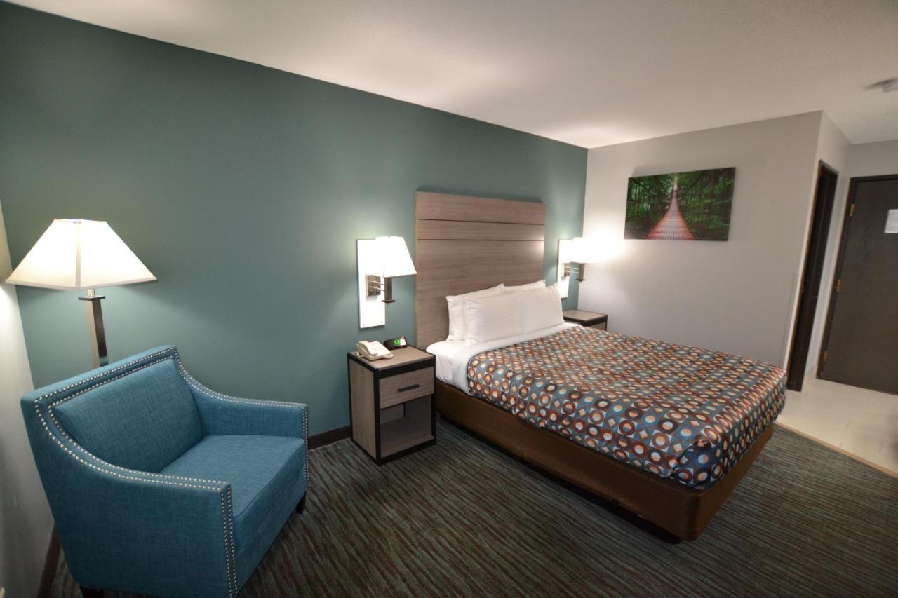 Countryside Inn & Suites Omaha East-Council Bluffs Ia Екстериор снимка