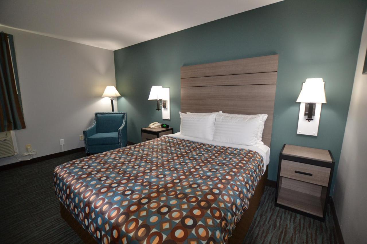 Countryside Inn & Suites Omaha East-Council Bluffs Ia Екстериор снимка