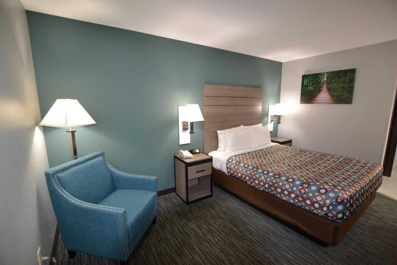 Countryside Inn & Suites Omaha East-Council Bluffs Ia Екстериор снимка