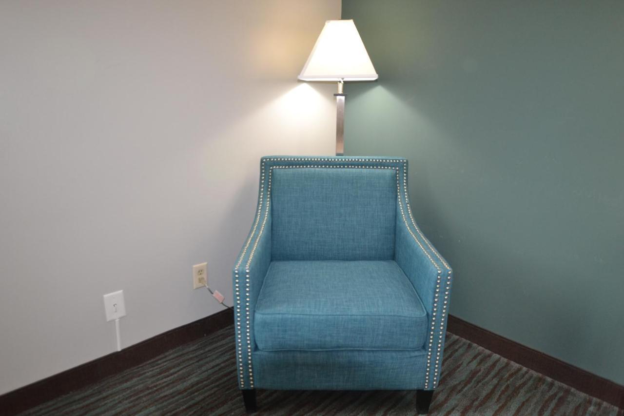 Countryside Inn & Suites Omaha East-Council Bluffs Ia Екстериор снимка
